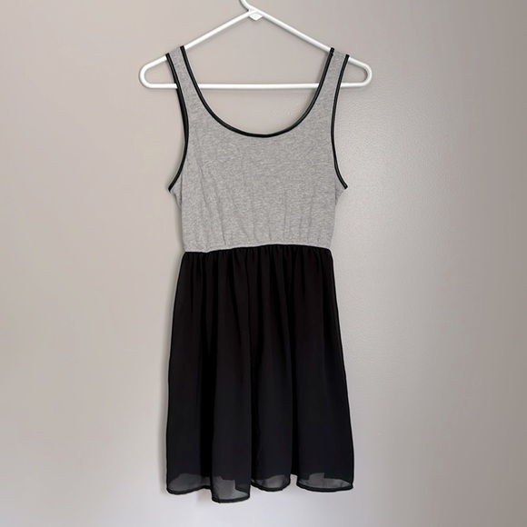 Forever 21 tulle above knee dress - Picture 1 of 4